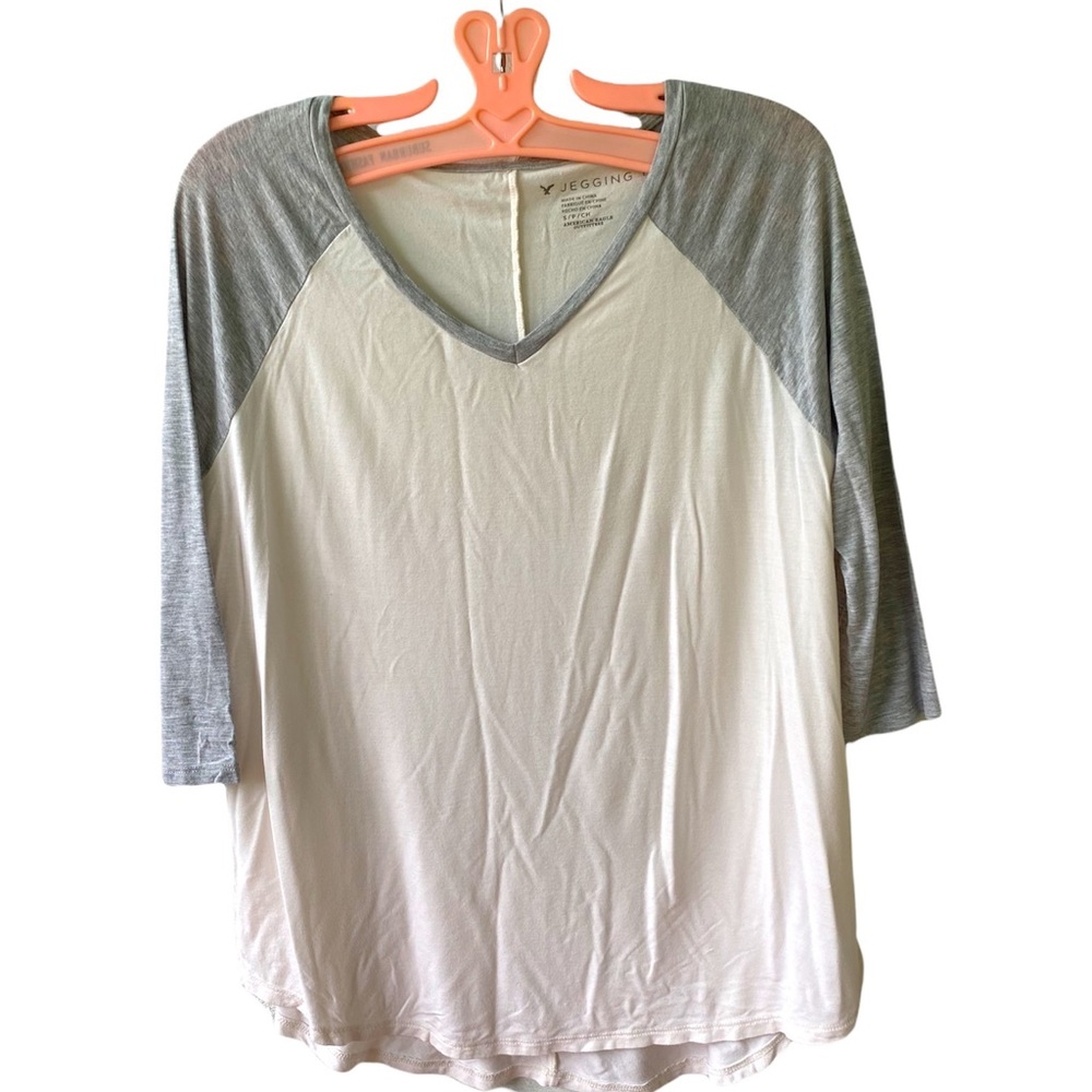 AE Jegging Fit Tee